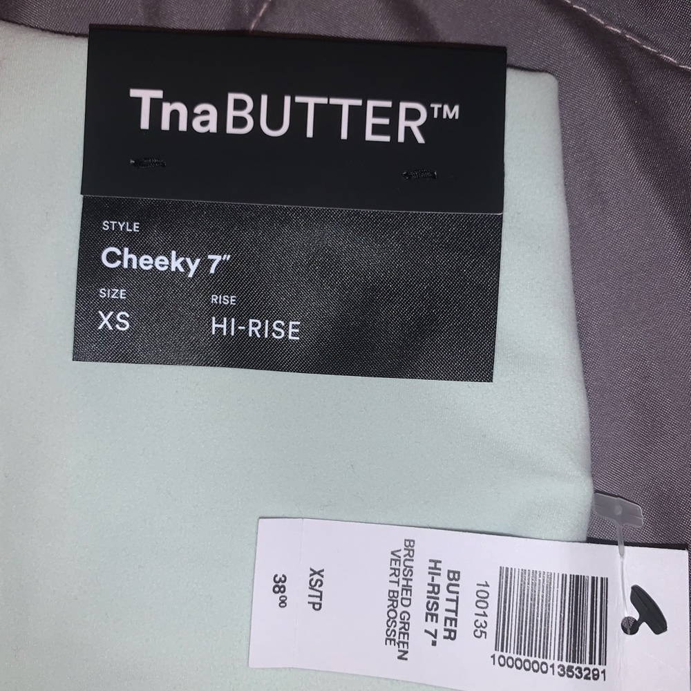 Aritzia TNA Butter Biker Shorts. Mint color, XS
